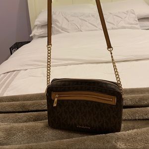 Michael Kors Cross Body Bag